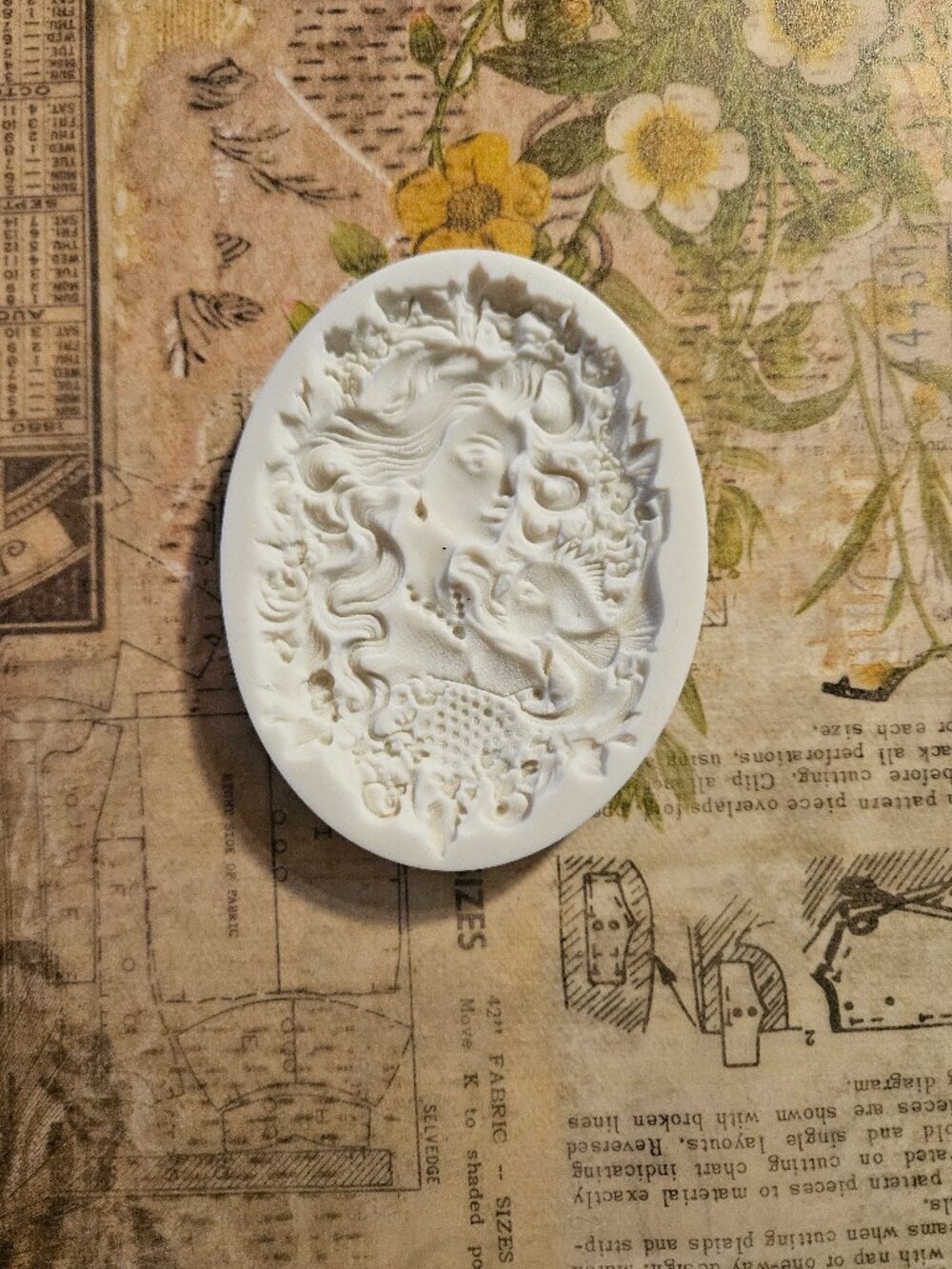 Ornate Oval Goddess Silicone Mold